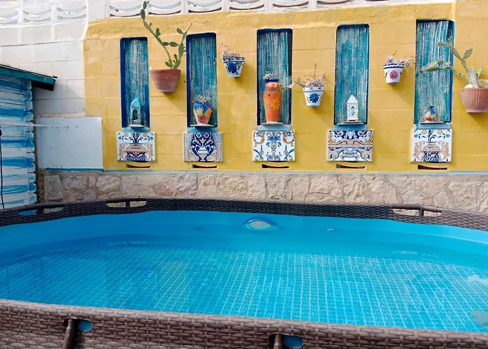 Stylish Family Villa, Near Beach,Prive Parking,Wifi