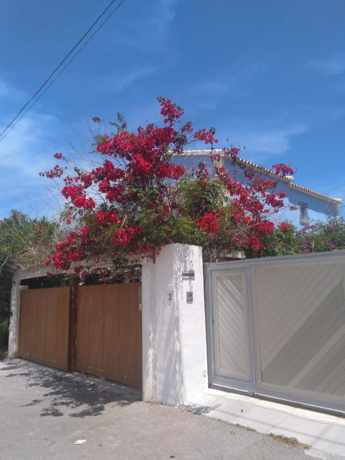 Stylish Family Villa, Near Beach,prive Parking,wifi Villa *