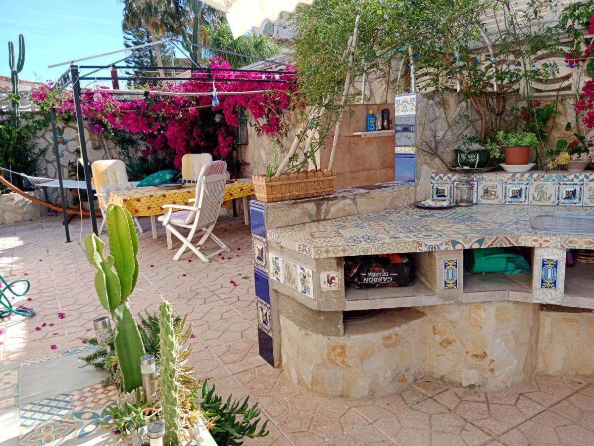 Stylish Family Villa, Near Beach,prive Parking,wifi Villa Dénia