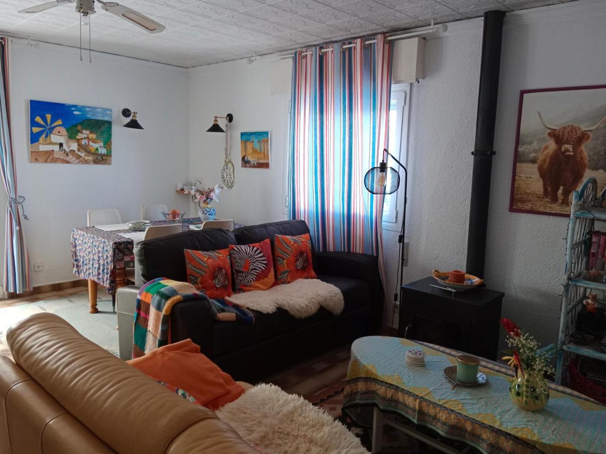 Stylish Family Villa, Near Beach,prive Parking,wifi