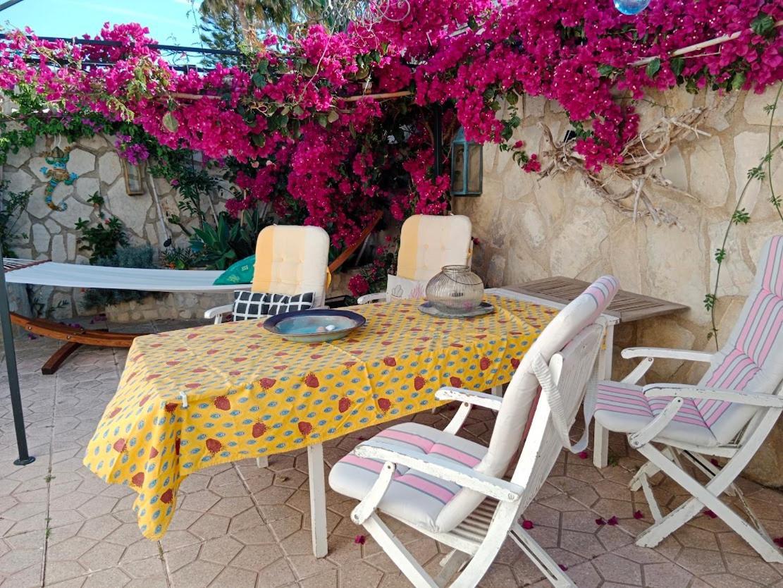 Stylish Family Villa, Near Beach,prive Parking,wifi Villa