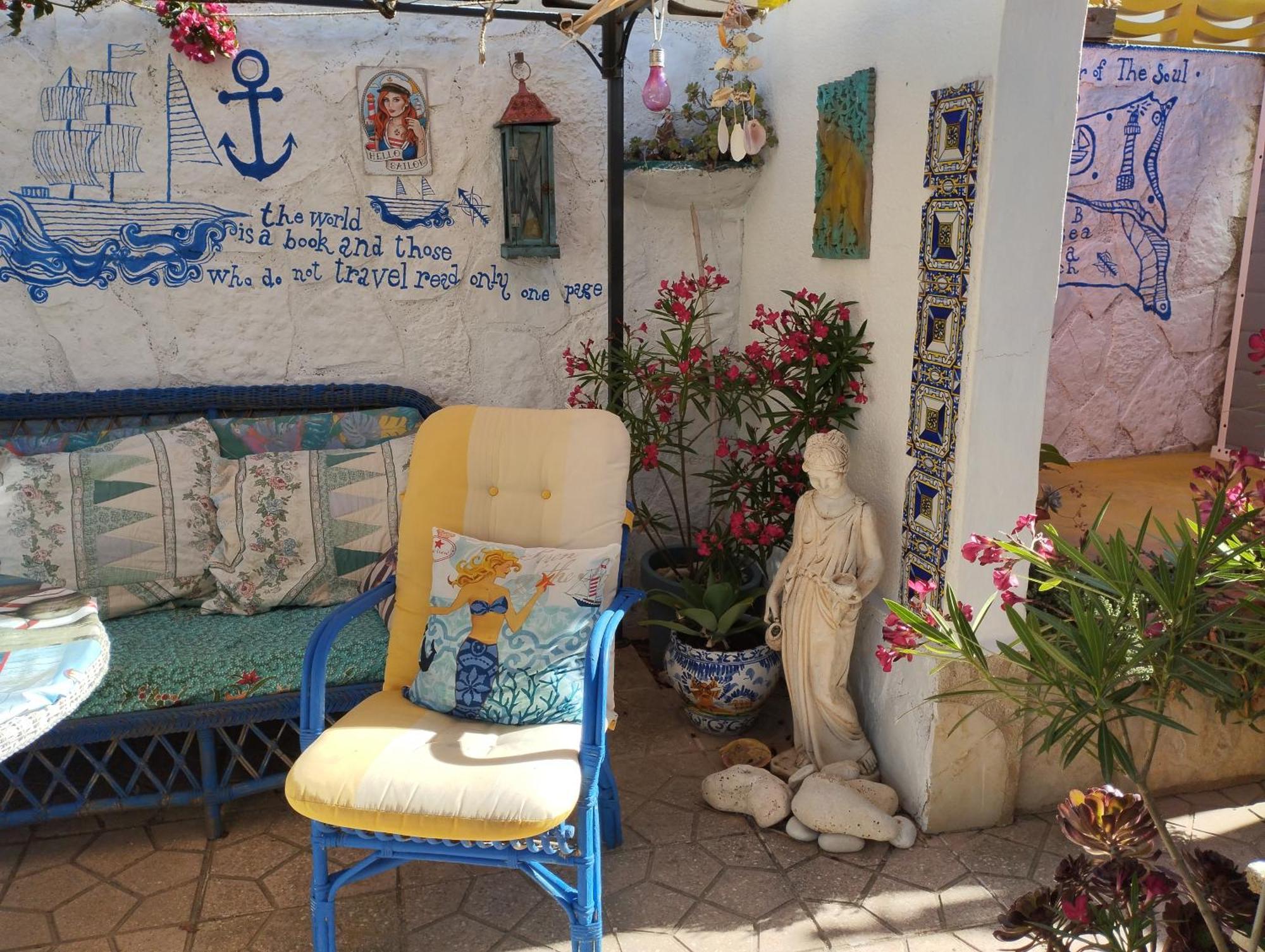 Stylish Family Villa, Near Beach,prive Parking,wifi