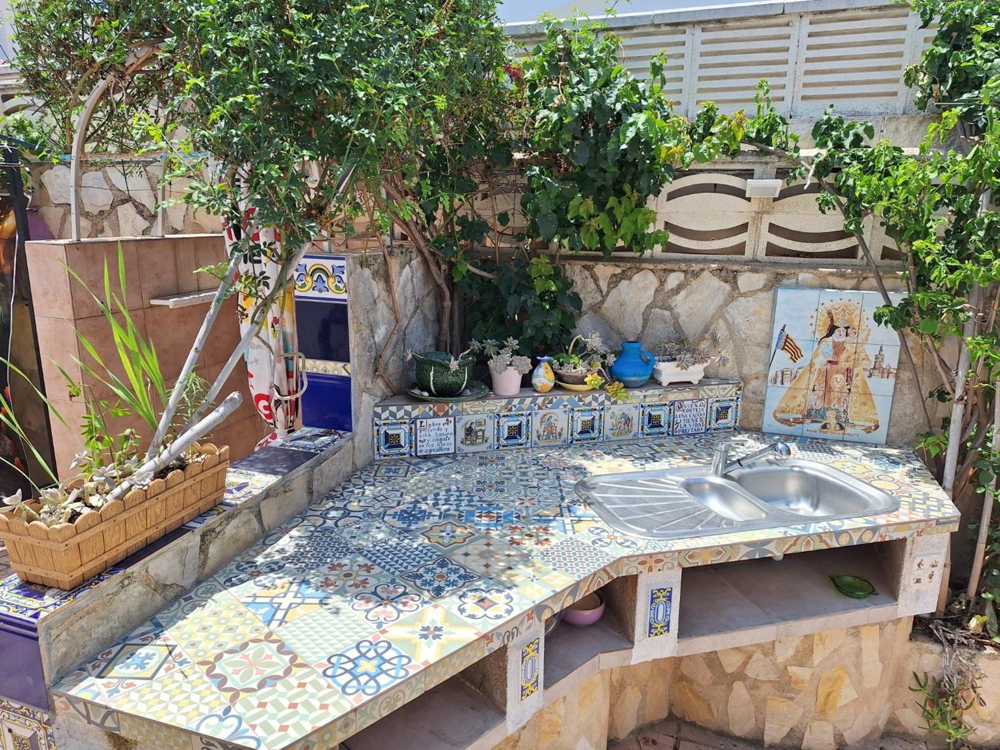 Stylish Family Villa, Near Beach,prive Parking,wifi Villa Denia